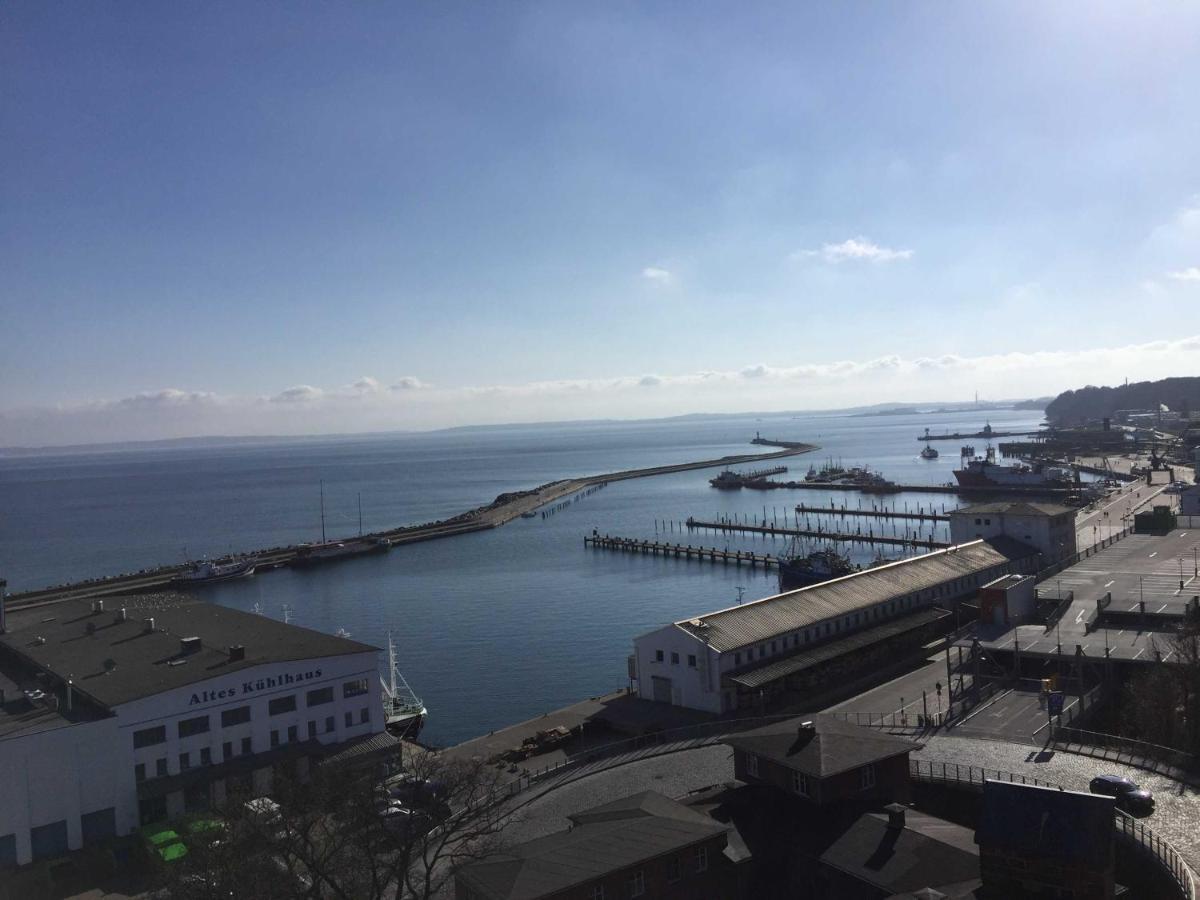 Seelotsenstation Turmwohnung Adler Sassnitz Eksteriør bilde